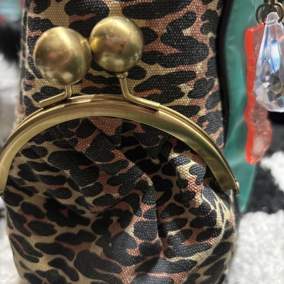 Betsey Johnson Betseyville Marilyn Monroe Purse - Picture 4 of 7